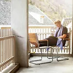 Hotel Lindstrom Lærdalsøyri