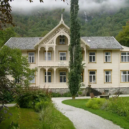 Отель Lindstrom 3*