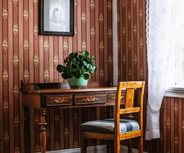 Lindstrom 3* Lærdalsøyri