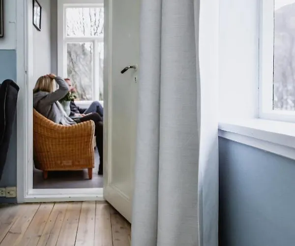 Hotel Lindstrom Lærdalsøyri