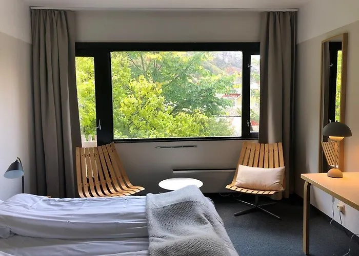 Hotel Lindstrom Lærdalsøyri