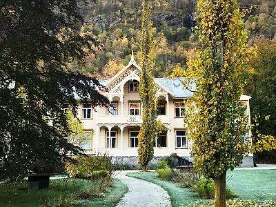 Otel Lindstrom