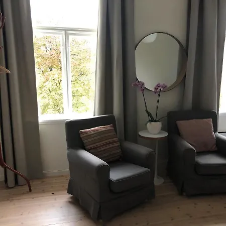 Otel Lindstrom