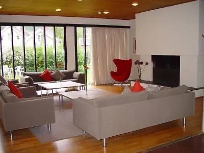 Lindstrom Otel 3*